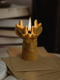 Bee candle "Noble deer" (in 3 colors)